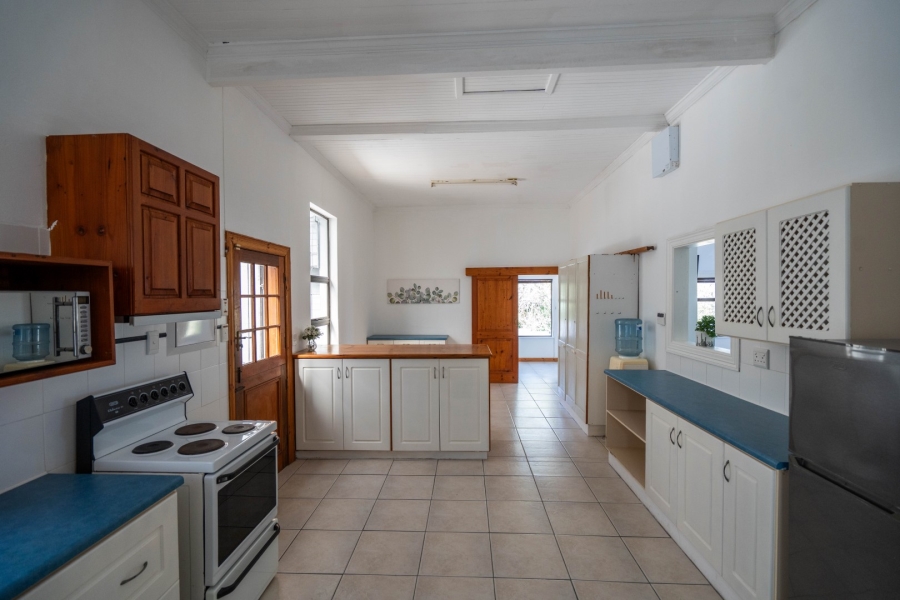 6 Bedroom Property for Sale in East Bank Eastern Cape